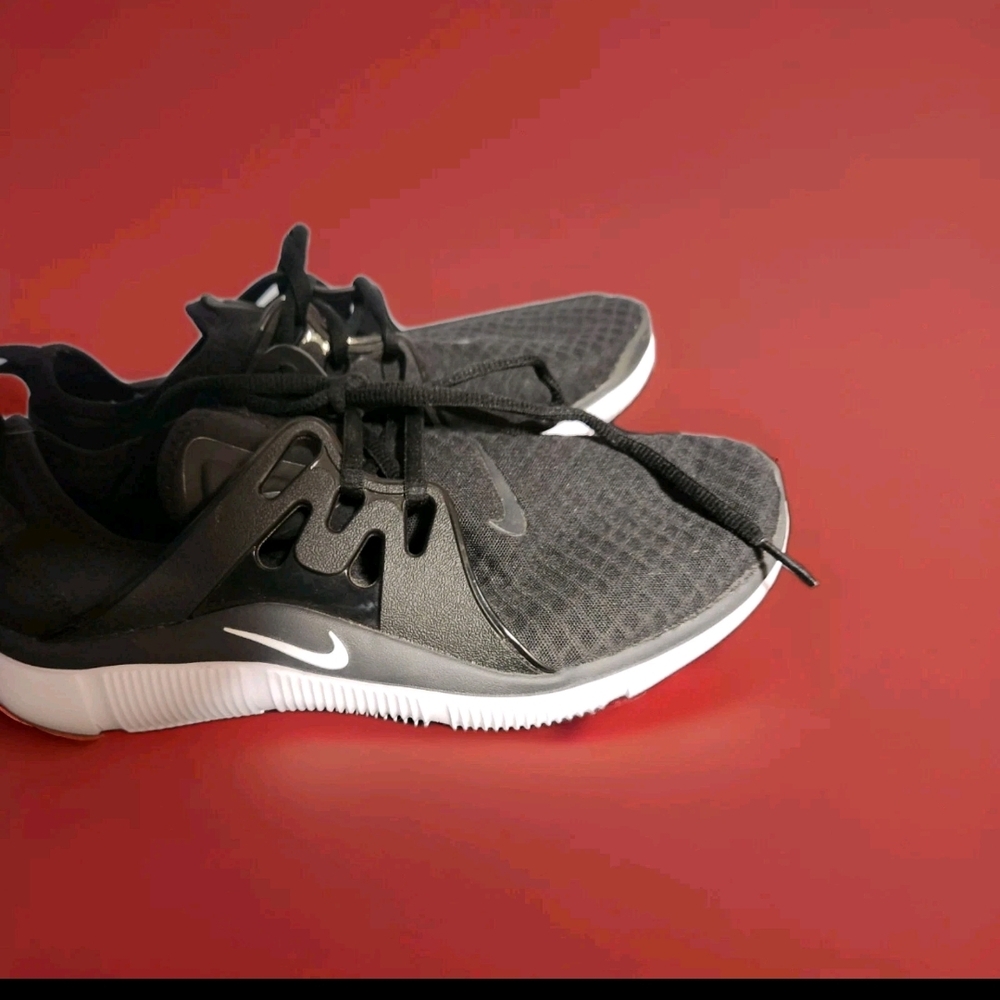 Nike Black and White Sneakers